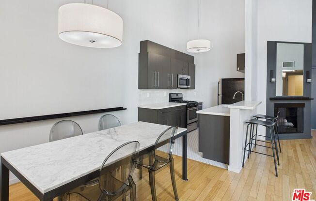 2 beds, 2 baths, 1,124 sqft, $6,100, Unit 205B