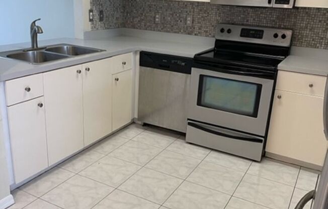 2 beds, 2 baths, $2,150