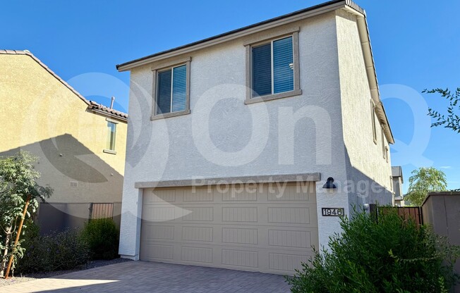 1946 W LARIAT LN