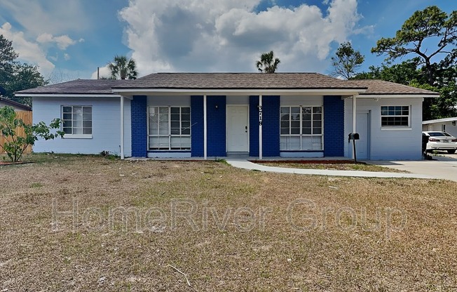 3718 WADE RD