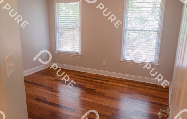 4 beds, 2.5 baths, $2,350