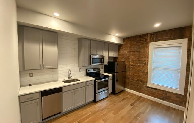 1 bed, 1 bath, 600 sqft, $1,395, Unit 1-8
