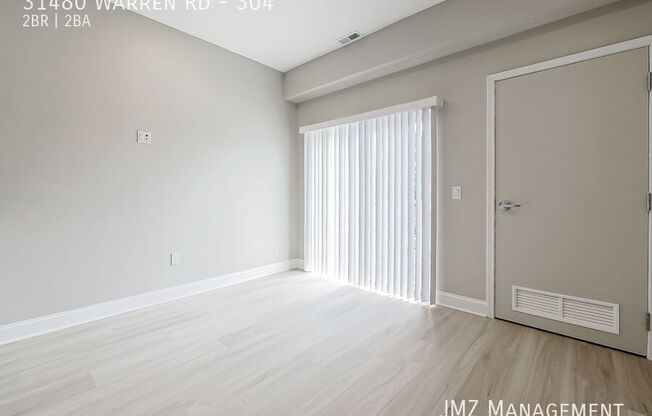 31480 WARREN RD