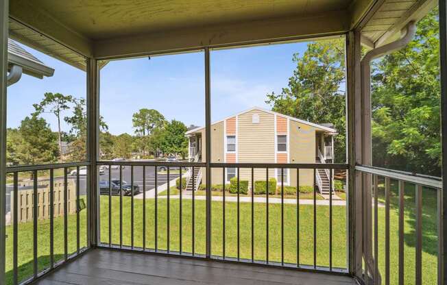 Screened-in Balcony