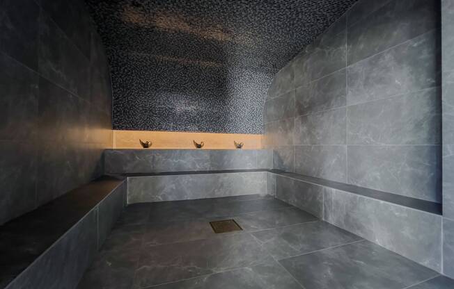 Grand Station | Miami | Steam Room