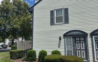 2 Bedroom, 2.5 Bath Townhome in Virginia Beach