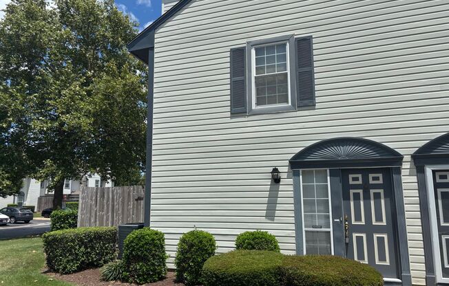 2 Bedroom, 2.5 Bath Townhome in Virginia Beach