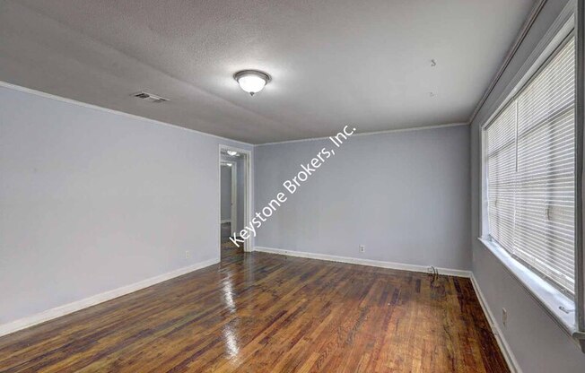 2947 RICHARD DR