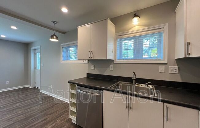 109 BARNARD AVE 