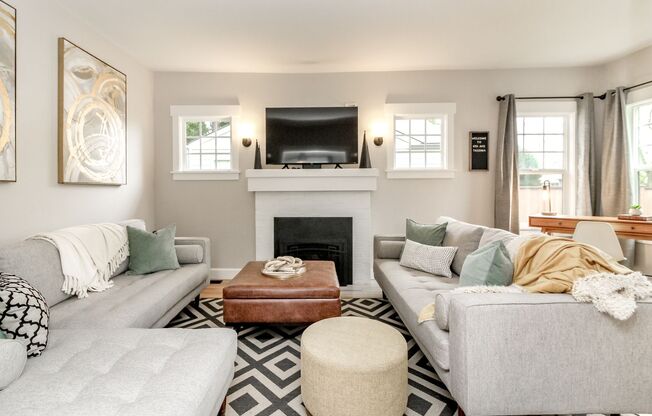 3 beds, 1.5 baths, $3,200