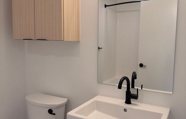 Studio, 1 bath, 362 sqft, $2,310, Unit 504