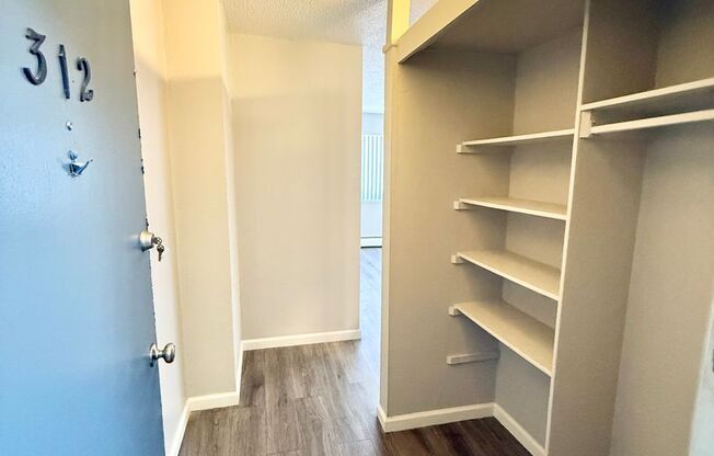 Studio, 1 bath, 490 sqft, $749, Unit Unit 312
