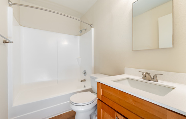 2 beds, 1 bath, 745 sqft, $1,685