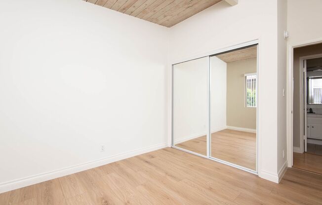 3 beds, 1.5 baths, 1,030 sqft, $3,650, Unit 11