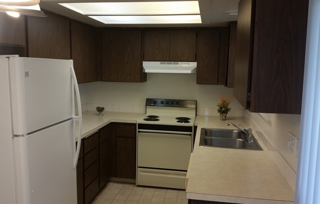 Avalon Court Apartments