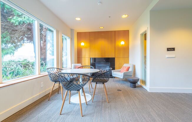 1 bed, 1 bath, 660 sqft, $1,440, Unit 226