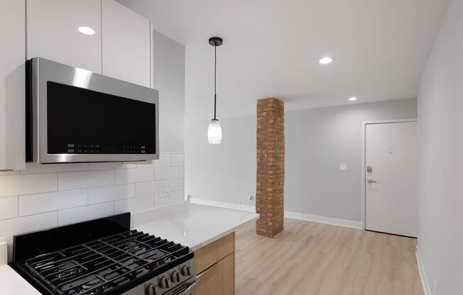 1 bed, 1 bath, 536 sqft, $1,750, Unit 235