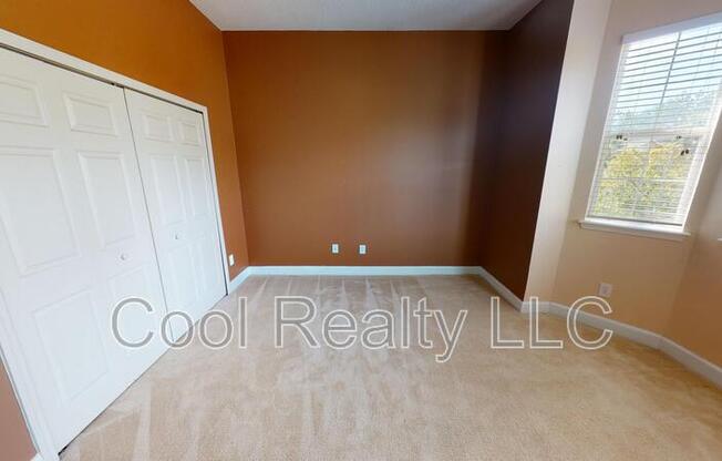 3 beds, 2.5 baths, 1,430 sqft, $1,950