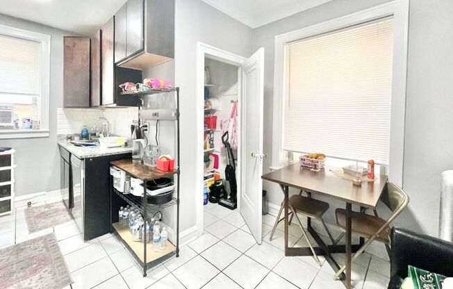 6300 N. Leavitt LLC