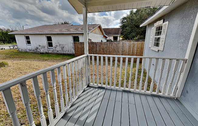 502 DUNBAR AVE