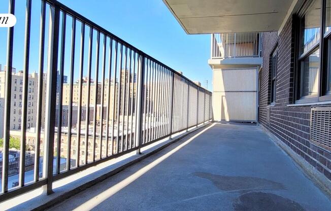 1 bed, 1 bath, $4,500, Unit 14D