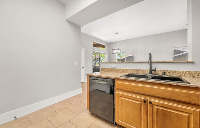 2 beds, 2 baths, $1,650, Unit # 1030