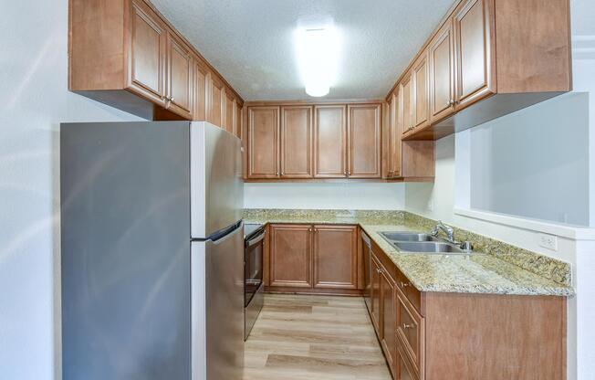 2 beds, 2 baths, 990 sqft, $2,698