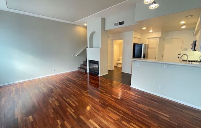 2 beds, 2.5 baths, $3,400