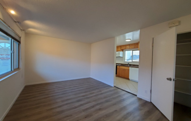 1 bed, 1 bath, 640 sqft, $2,300, Unit #11