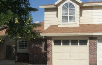 Spacious 2/2/1 Townhouse in Frenship ISD