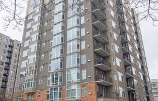 0Bd/1Ba Seattle Condo