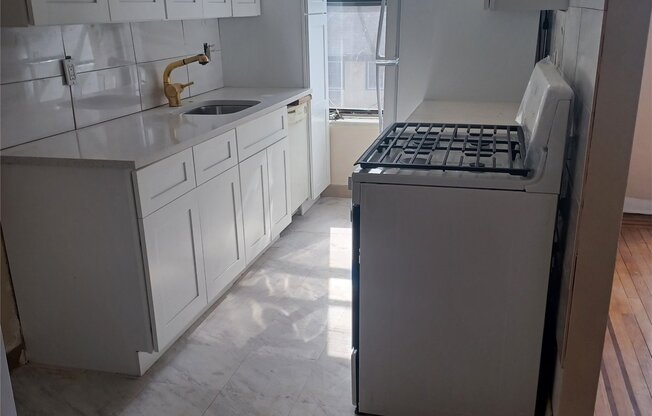 1 Hillside Avenue