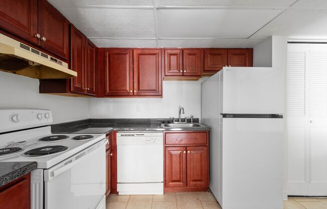 2850 Washington Blvd