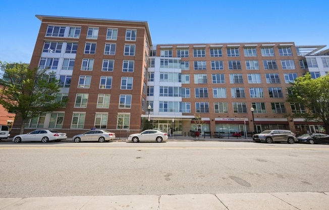 700 HARRISON AVE