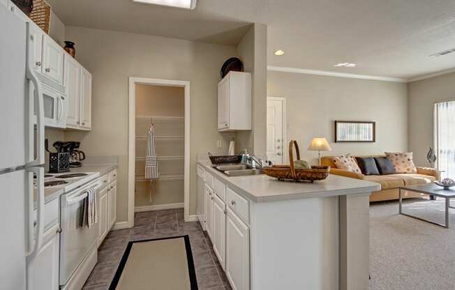 Welcome to Lincoln Villas on Memorial Apartment Homes