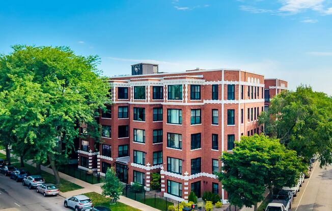 2 beds, 1 bath, 570 sqft, $2,450, Unit 316