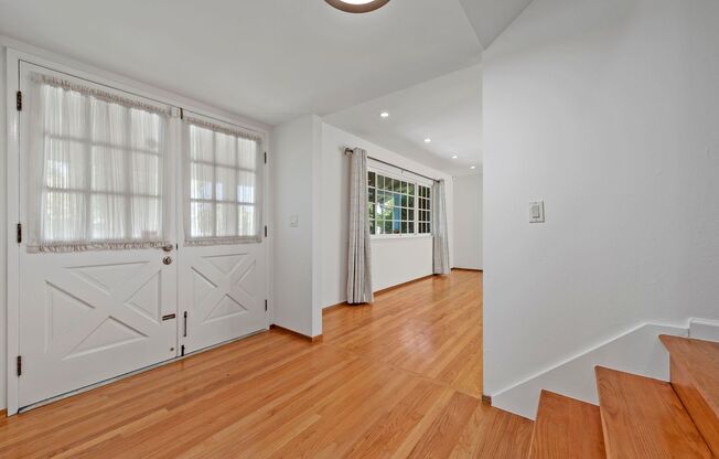 5 bed/2.5 bath single family home in W. San Jose!