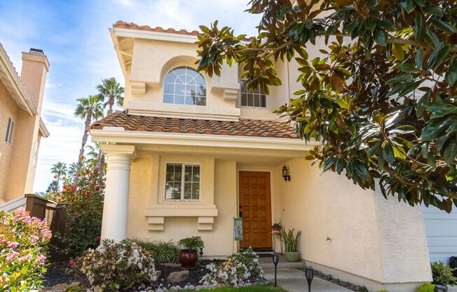 4 Bedroom Home in The Promenade at La Costa!