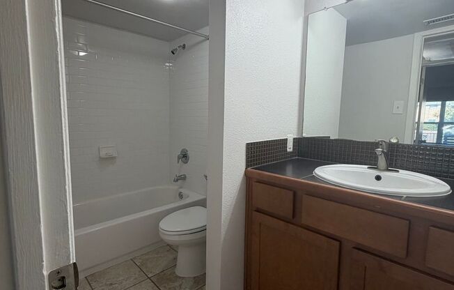 1 bed, 1 bath, 750 sqft, $1,100, Unit ABB-2-101