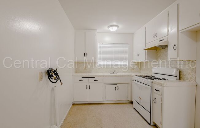 527-535 28th Street
