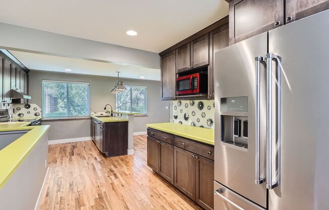4 Bed, 2 Bath Duplex – Bright, Stylish, Move-In Ready and Free to Apply!