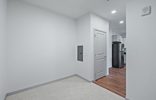 1 bed, 1 bath, 835 sqft, $1,810, Unit 115