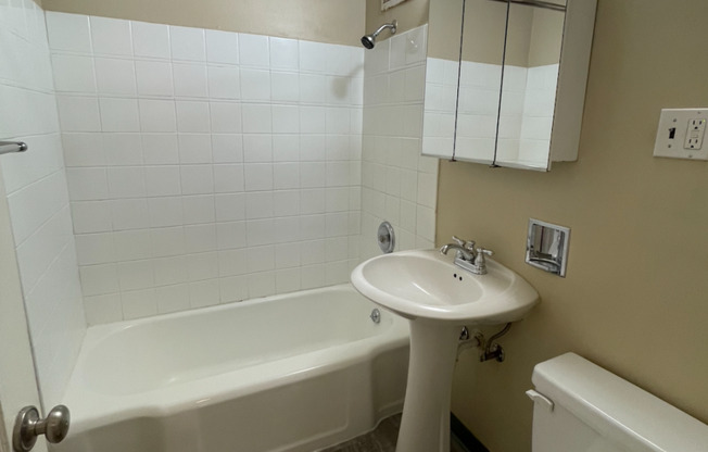 1 bed, 1 bath, 588 sqft, $1,625, Unit 101