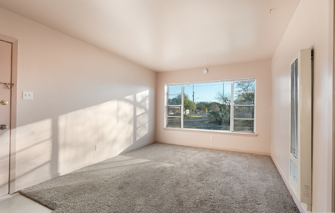1603 PETERSON AVE