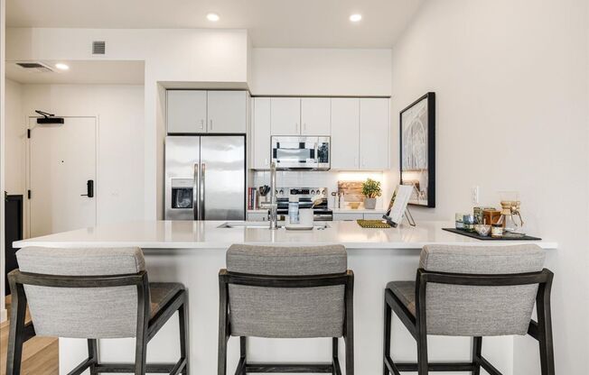 1 bed, 1 bath, 737 sqft, $2,049, Unit 510
