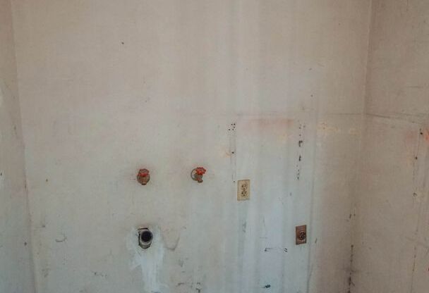 Apartment for Rent on 3736 Soranno Avenue Apt B