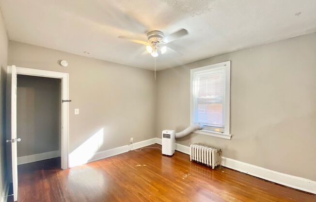 3 beds, 1 bath, 1,000 sqft, $1,500, Unit Unit 1
