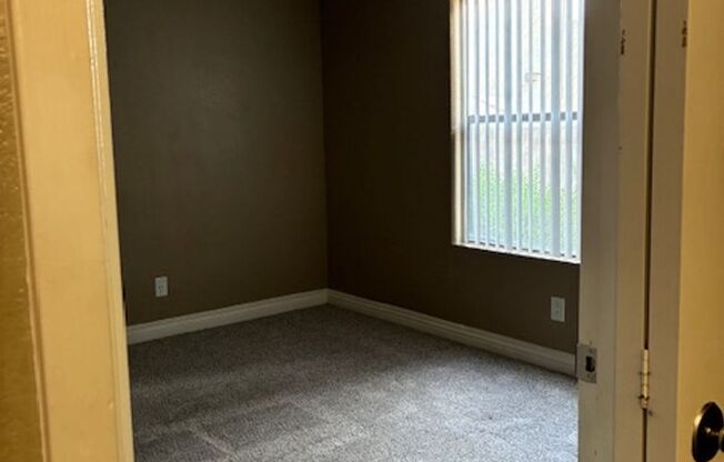 1 bed, 1 bath, 575 sqft, $1,215