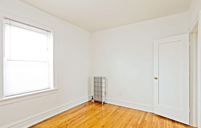 10201 S St Lawrence