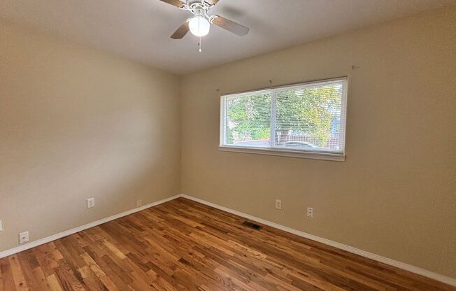 2 beds, 1 bath, $1,795